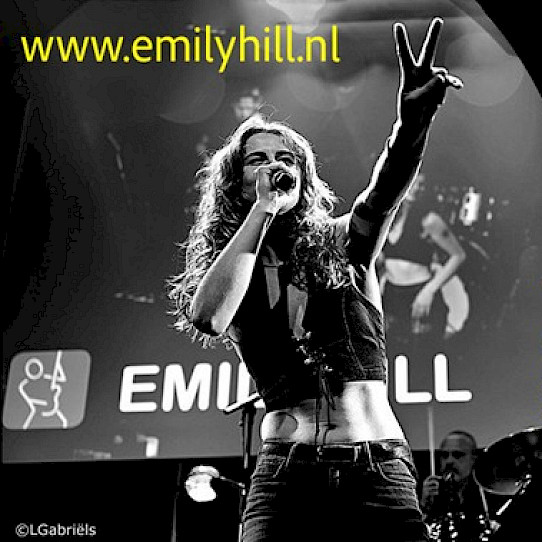 Emily Hill recording new cd!